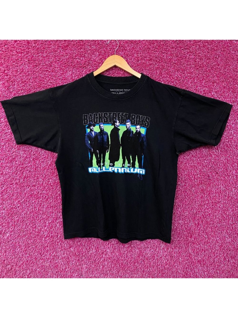 Backstreet Boys "Into the Millennium" Tour Graphic T-Shirt Large